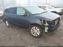 KNDMB5C13G6215473 2016 KIA SEDONA
