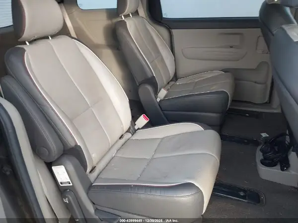 KNDMB5C13G6215473 2016 KIA SEDONA - Image 8