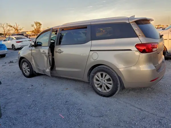 KNDMB5C13G6217224 2016 KIA SEDONA - Image 2