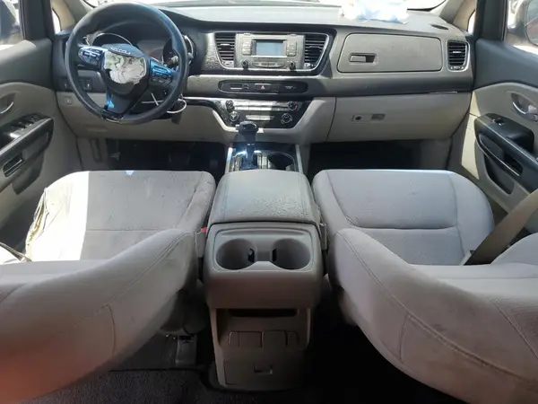 KNDMB5C13H6219072 2017 KIA SEDONA - Image 8