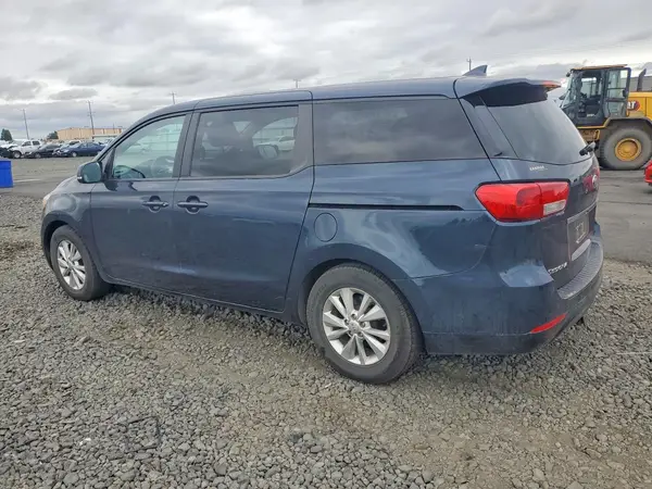 KNDMB5C13H6219850 2017 KIA SEDONA - Image 2
