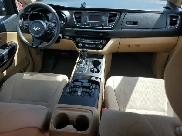 KNDMB5C13H6225910 2017 KIA SEDONA - Image 8