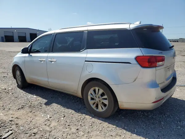 KNDMB5C13H6242450 2017 KIA SEDONA - Image 2