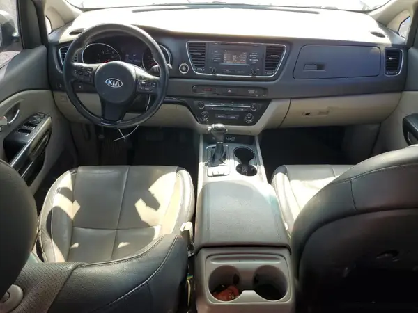 KNDMB5C13H6242450 2017 KIA SEDONA - Image 8