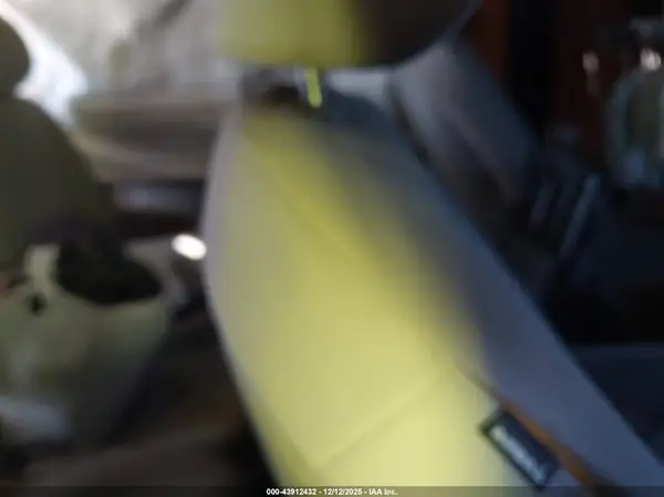 KNDMB5C13H6243873 2017 KIA SEDONA - Image 8