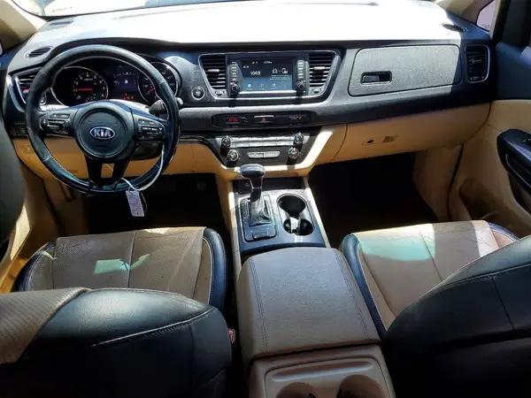 KNDMB5C13H6300069 2017 KIA SEDONA - Image 8