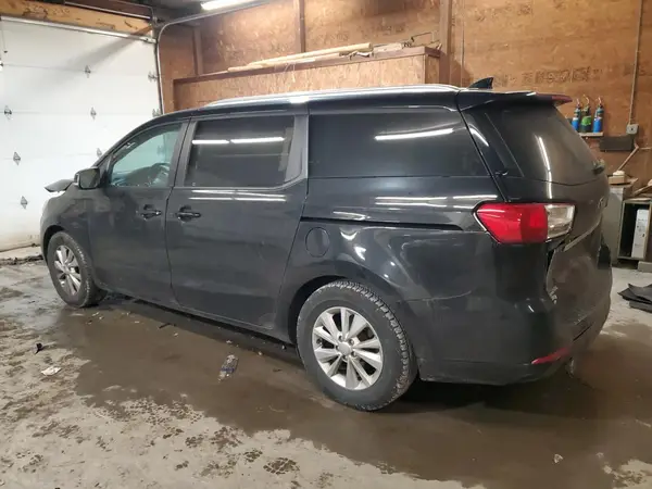 KNDMB5C13H6304879 2017 KIA SEDONA - Image 2