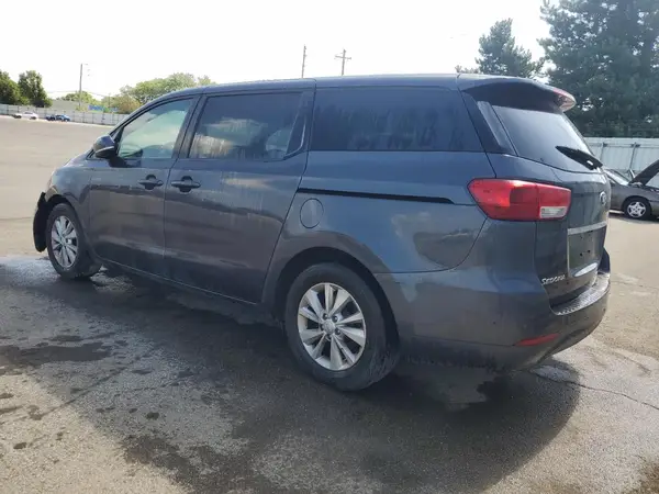 KNDMB5C13H6308902 2017 KIA SEDONA - Image 2