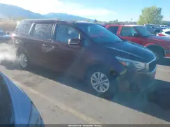 KNDMB5C13H6309757 2017 KIA SEDONA