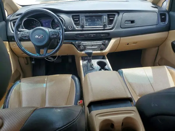 KNDMB5C13H6309760 2017 KIA SEDONA - Image 8