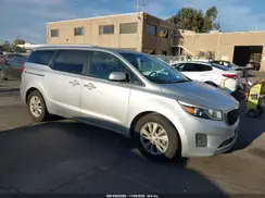 KNDMB5C13H6312643 2017 KIA SEDONA