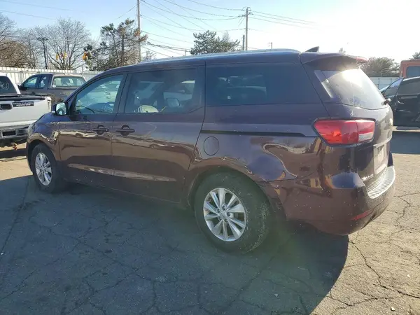 KNDMB5C13H6330463 2017 KIA SEDONA - Image 2