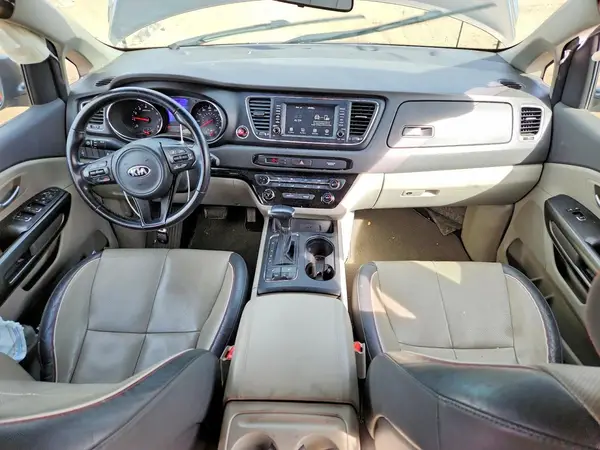 KNDMB5C13H6331628 2017 KIA SEDONA - Image 8
