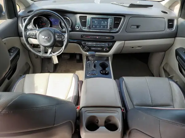 KNDMB5C13H6334500 2017 KIA SEDONA - Image 8