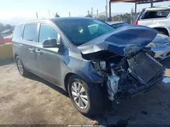 KNDMB5C13H6338305 2017 KIA SEDONA