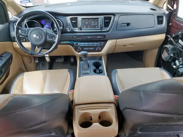 KNDMB5C13H6338885 2017 KIA SEDONA - Image 8