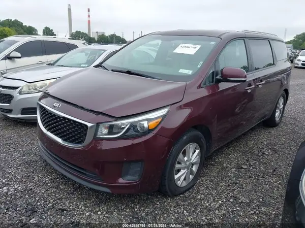 KNDMB5C13H6339504 2017 KIA SEDONA - Image 2