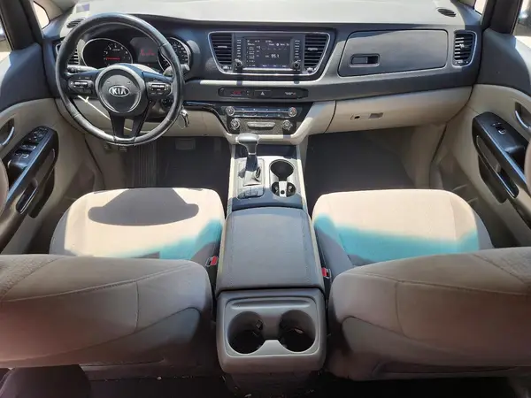 KNDMB5C13H6342967 2017 KIA SEDONA - Image 8