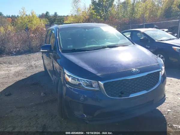 KNDMB5C13J6350430 2018 KIA SEDONA - Image 1
