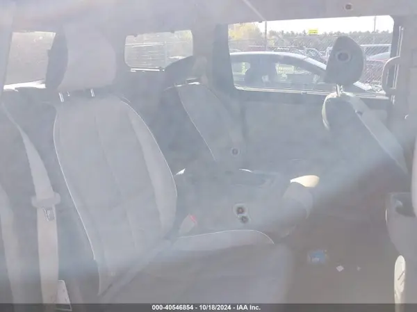 KNDMB5C13J6350430 2018 KIA SEDONA - Image 8