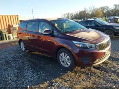 KNDMB5C13J6351559 2018 KIA SEDONA