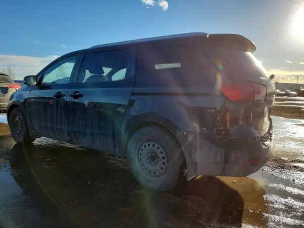 KNDMB5C13J6371200 2018 KIA SEDONA - Image 2