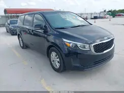 KNDMB5C13J6401229 2018 KIA SEDONA