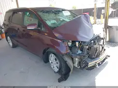 KNDMB5C13J6405829 2018 KIA SEDONA