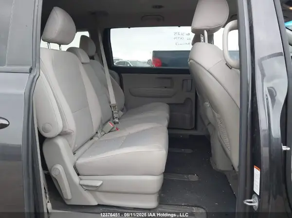 KNDMB5C13K6453722 2019 KIA SEDONA - Image 8