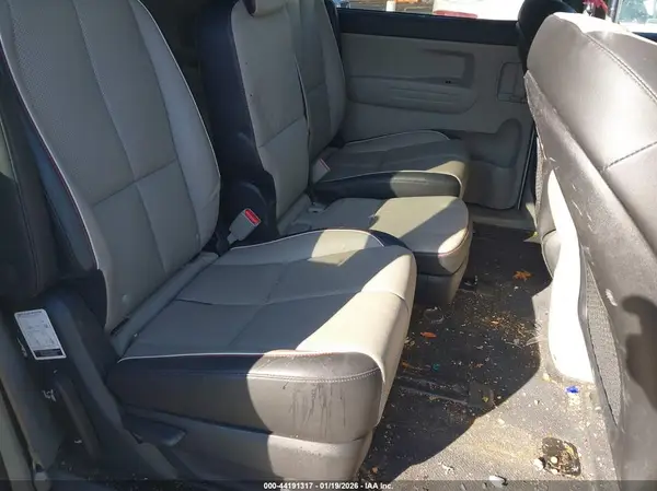KNDMB5C13K6500263 2019 KIA SEDONA - Image 8