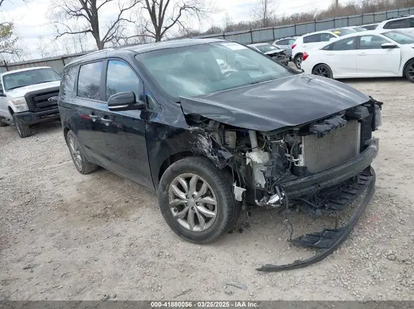 KNDMB5C13K6534221 2019 KIA SEDONA - Image 1