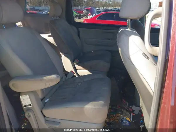 KNDMB5C13K6540035 2019 KIA SEDONA - Image 8