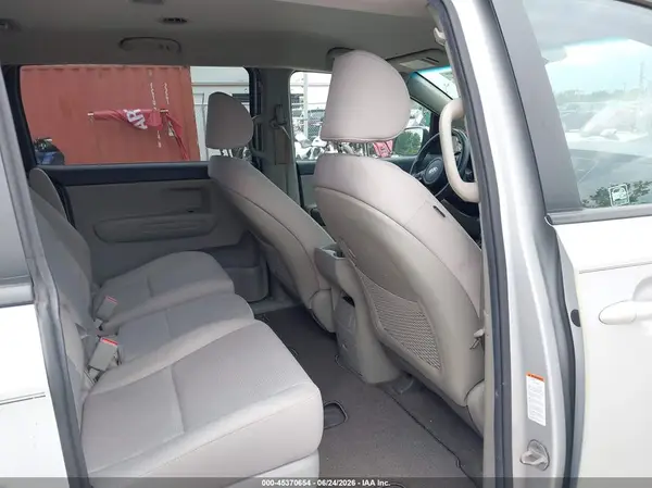 KNDMB5C13K6541279 2019 KIA SEDONA - Image 8