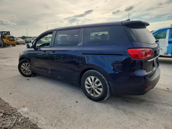 KNDMB5C13K6542058 2019 KIA SEDONA - Image 2