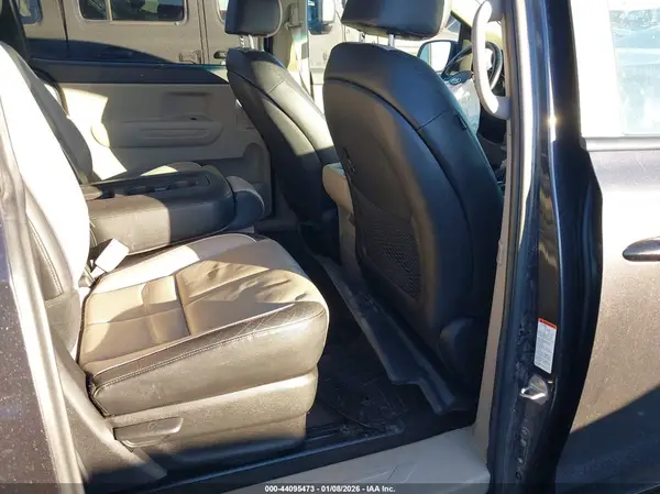 KNDMB5C13L6576969 2020 KIA SEDONA - Image 8