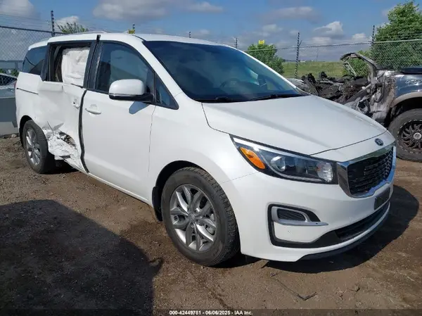 KNDMB5C13L6581041 2020 KIA SEDONA - Image 1
