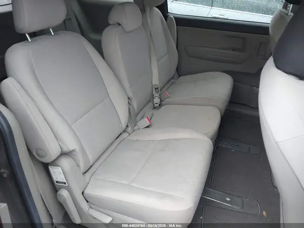 KNDMB5C13L6618928 2020 KIA SEDONA - Image 8