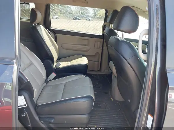 KNDMB5C13M6662378 2021 KIA SEDONA - Image 8