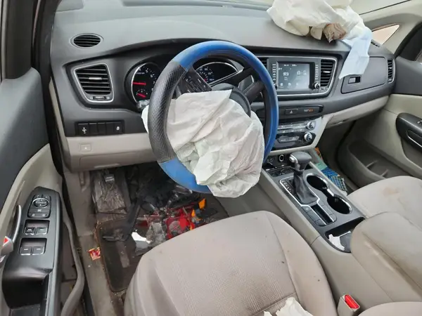 KNDMB5C13M6666883 2021 KIA SEDONA - Image 8