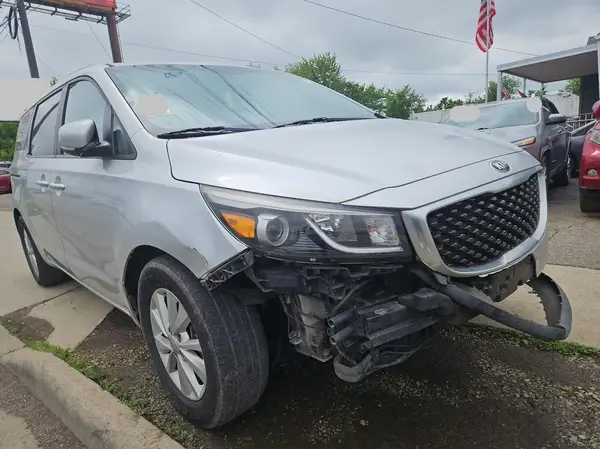 KNDMB5C14G6082187 2016 KIA SEDONA - Image 1