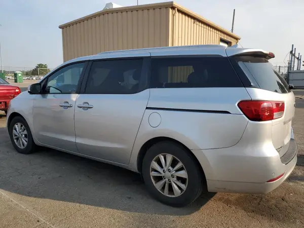 KNDMB5C14G6084036 2016 KIA SEDONA - Image 2