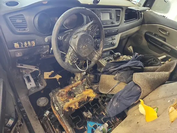 KNDMB5C14G6084764 2016 KIA SEDONA - Image 8