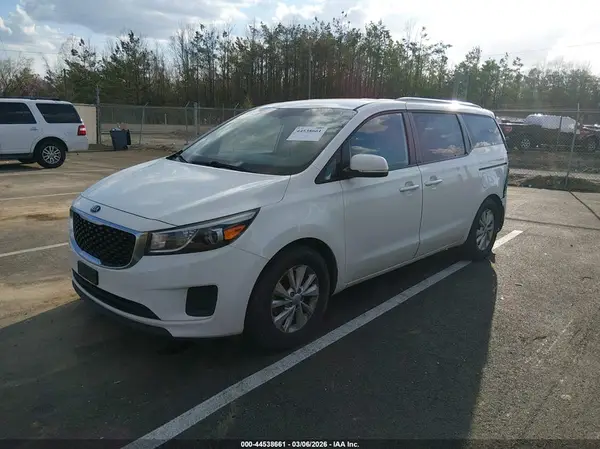 KNDMB5C14G6087275 2016 KIA SEDONA - Image 2