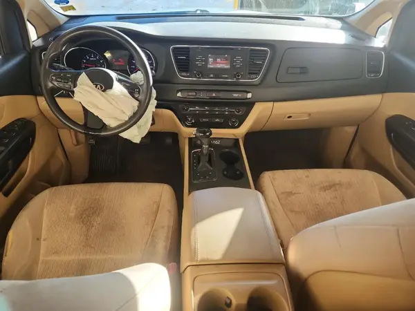 KNDMB5C14G6089995 2016 KIA SEDONA - Image 8