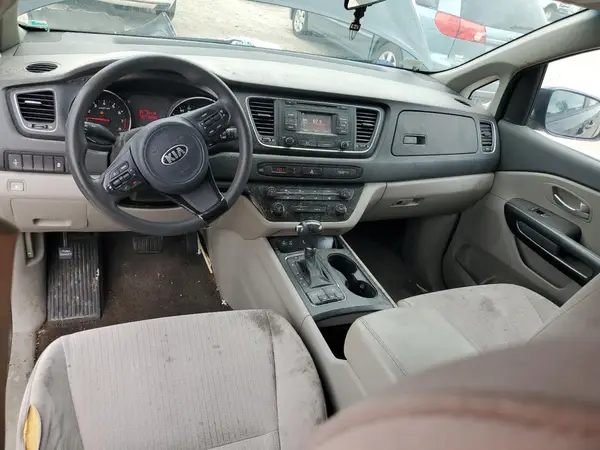 KNDMB5C14G6091052 2016 KIA SEDONA - Image 8