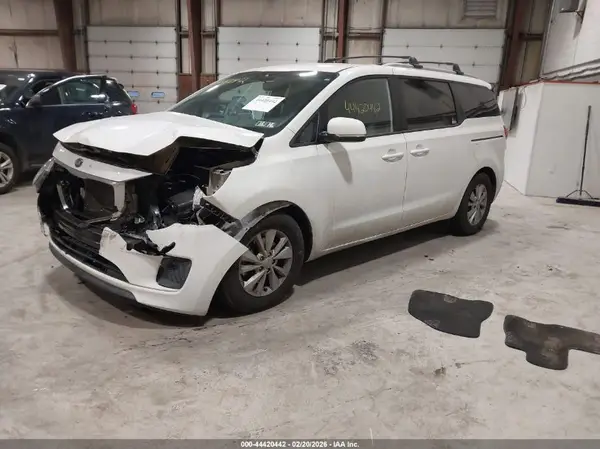 KNDMB5C14G6091309 2016 KIA SEDONA - Image 2