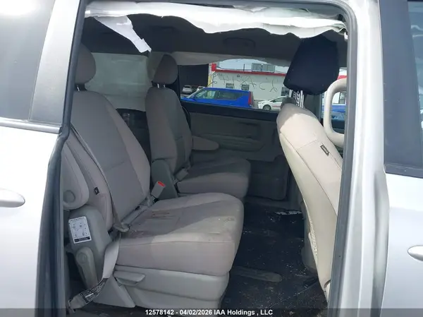 KNDMB5C14G6092136 2016 KIA SEDONA - Image 8