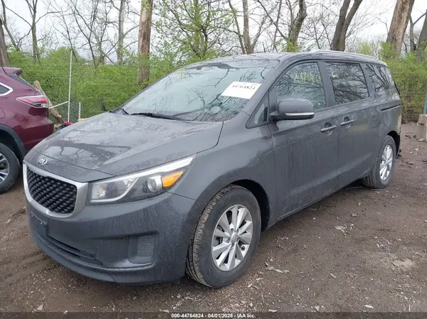 KNDMB5C14G6098387 2016 KIA SEDONA - Image 2