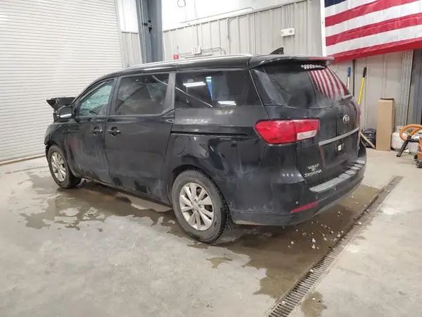 KNDMB5C14G6102339 2016 KIA SEDONA - Image 2