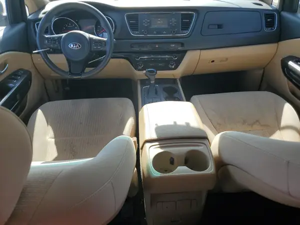KNDMB5C14G6113440 2016 KIA SEDONA - Image 8